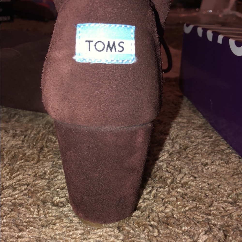 Tom wedges
